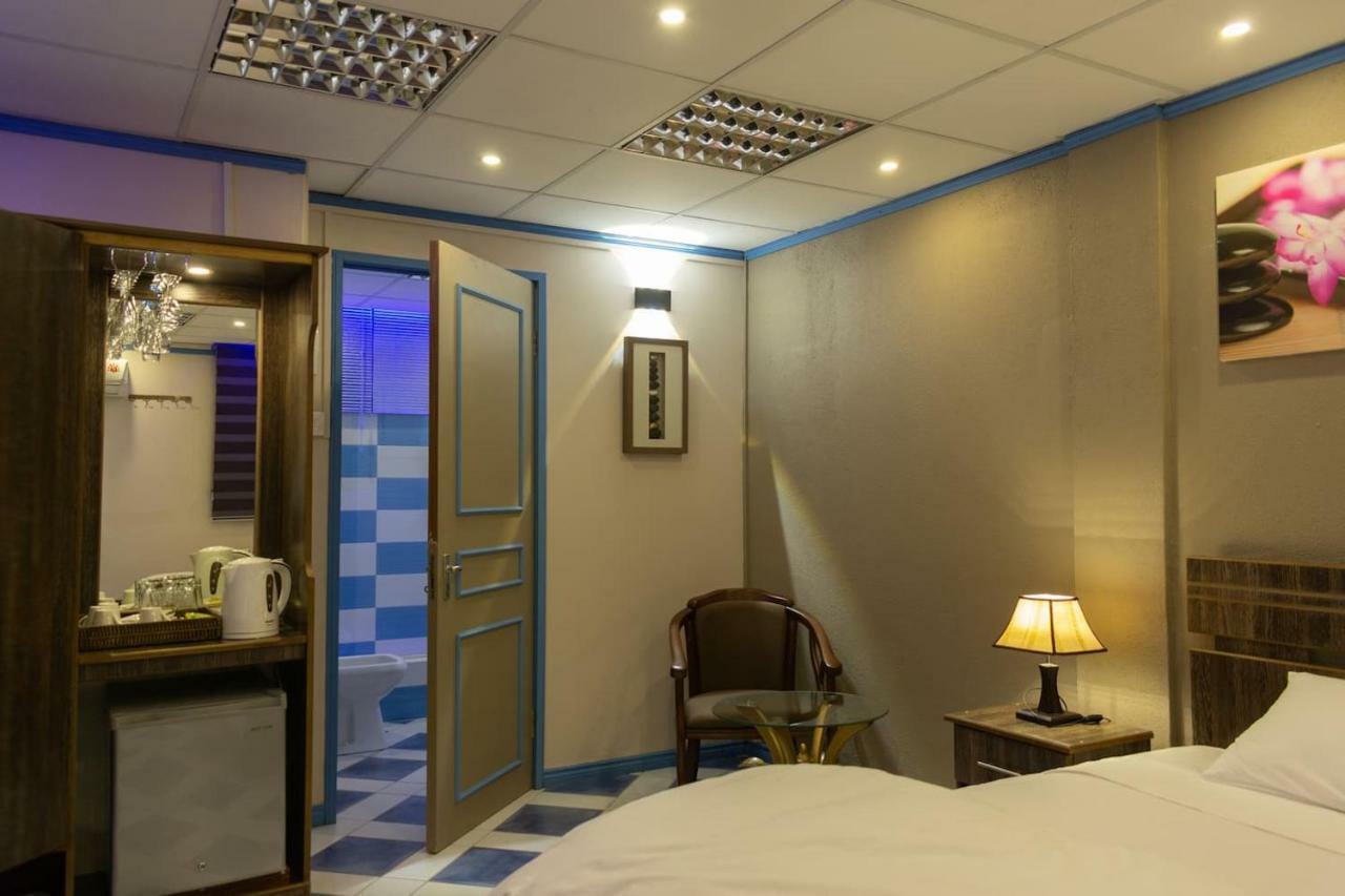 Hotel Styled Apartment In Heart Of Quatre Bornes Εξωτερικό φωτογραφία
